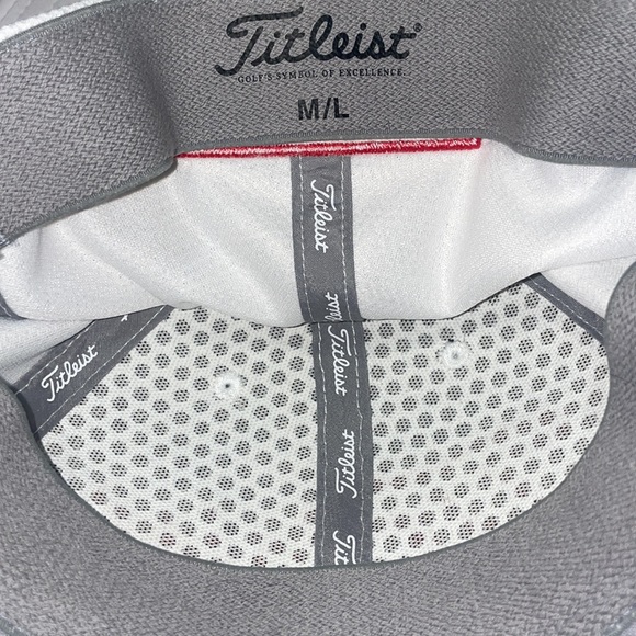 Titleist Fitted Hat New - Picture 2 of 2